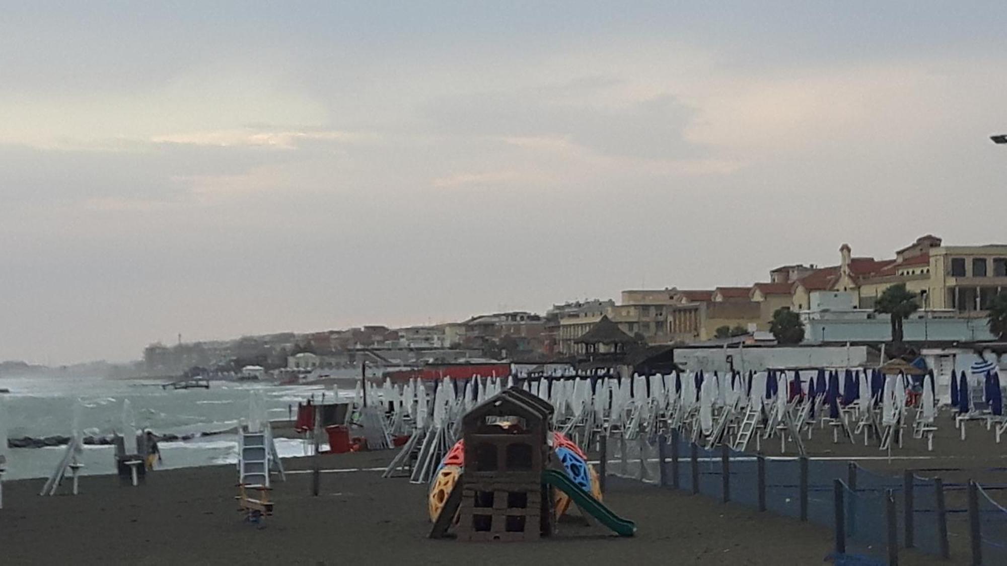 Ippocampo Lejlighed Lido di Ostia Eksteriør billede